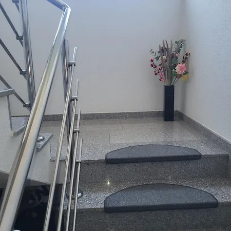D&d 4 Apartment *